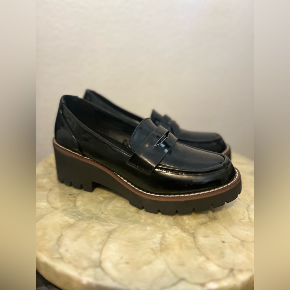 Aqua college Daria Waterproof Penny Loafers size 7.5